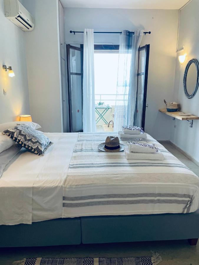 Hotel Odeon B&B Barbati Exteriör bild