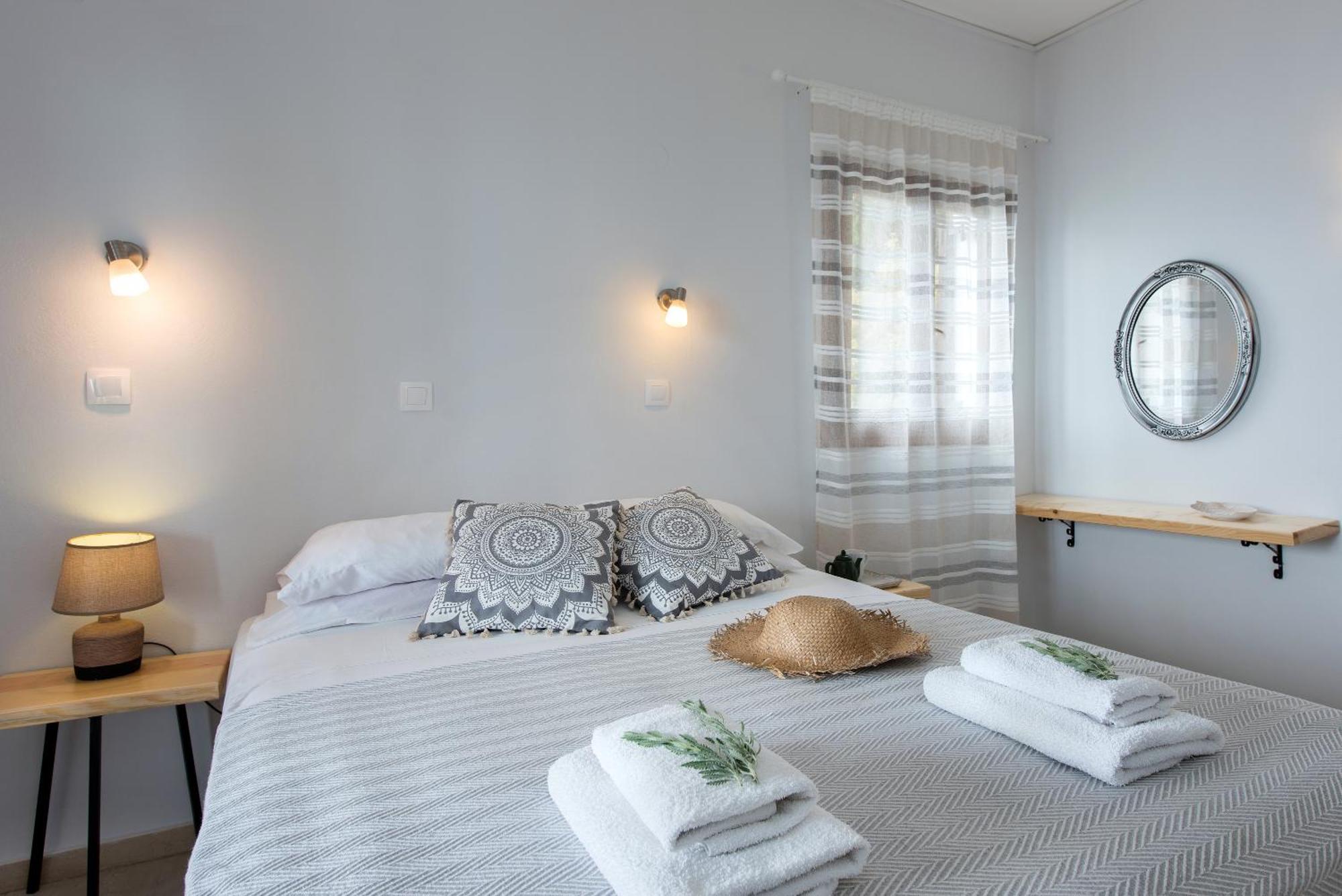 Hotel Odeon B&B Barbati Exteriör bild